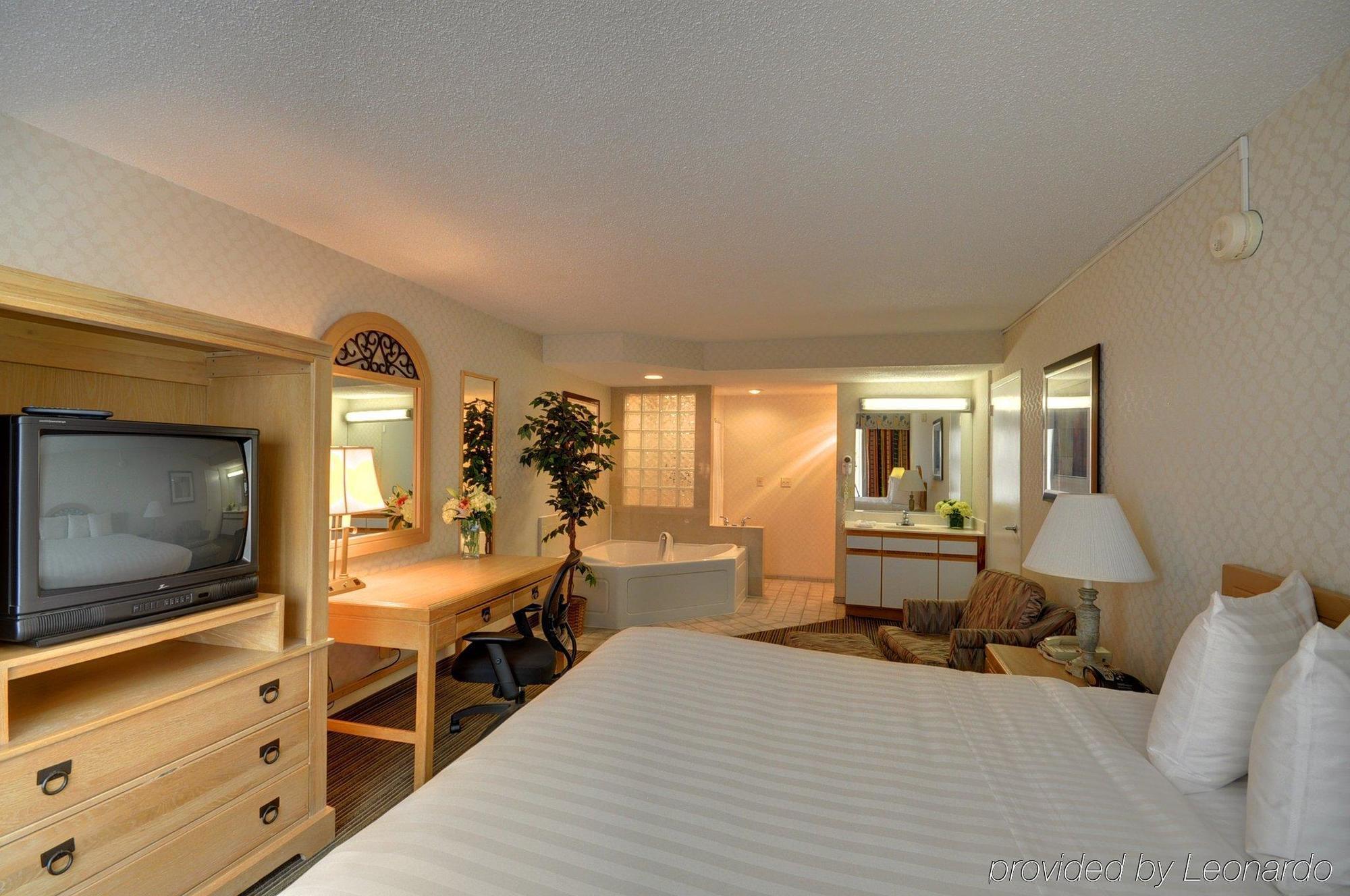 Red Roof Inn & Suites Dekalb DeKalb Quarto foto