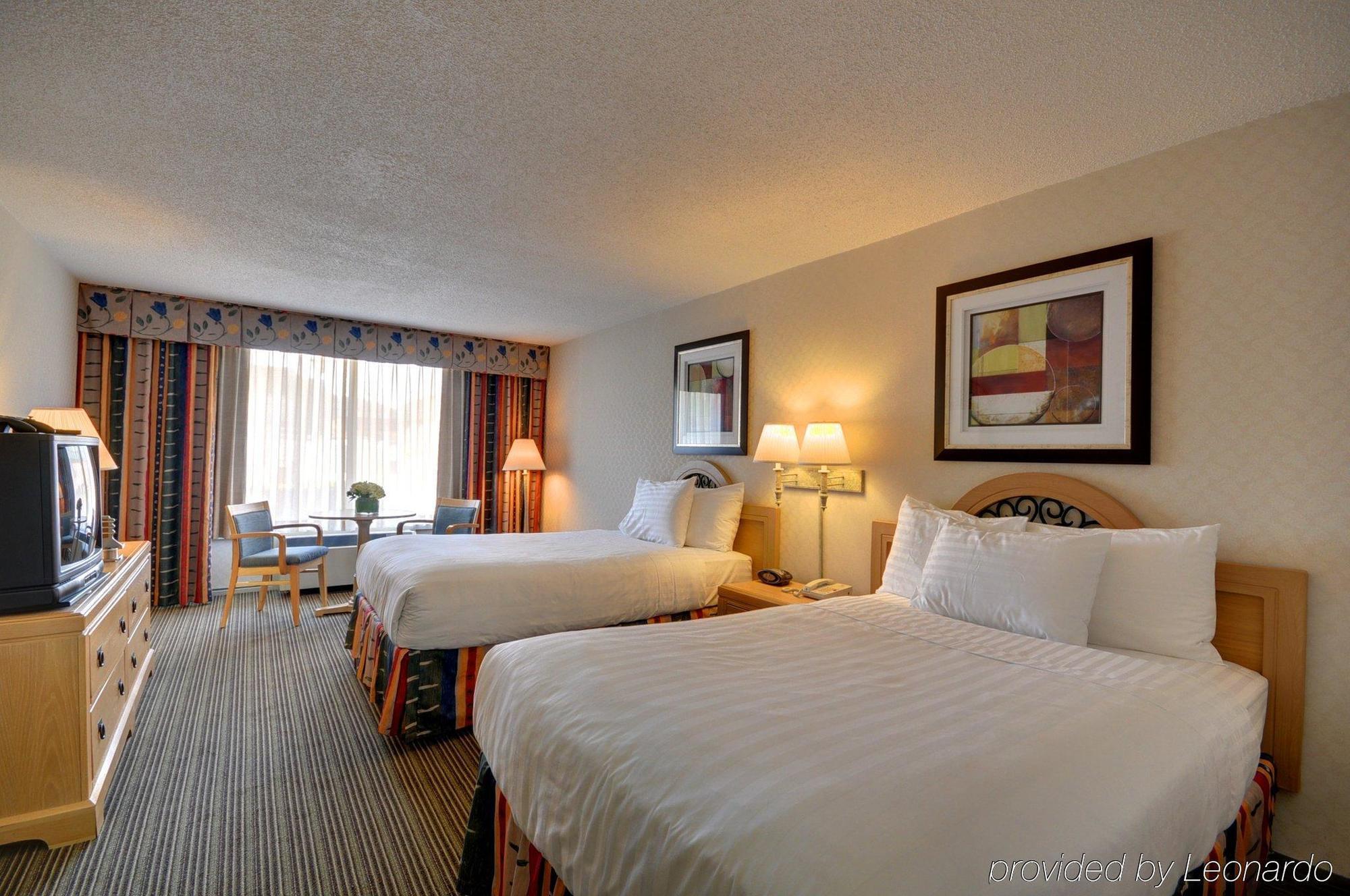 Red Roof Inn & Suites Dekalb DeKalb Quarto foto