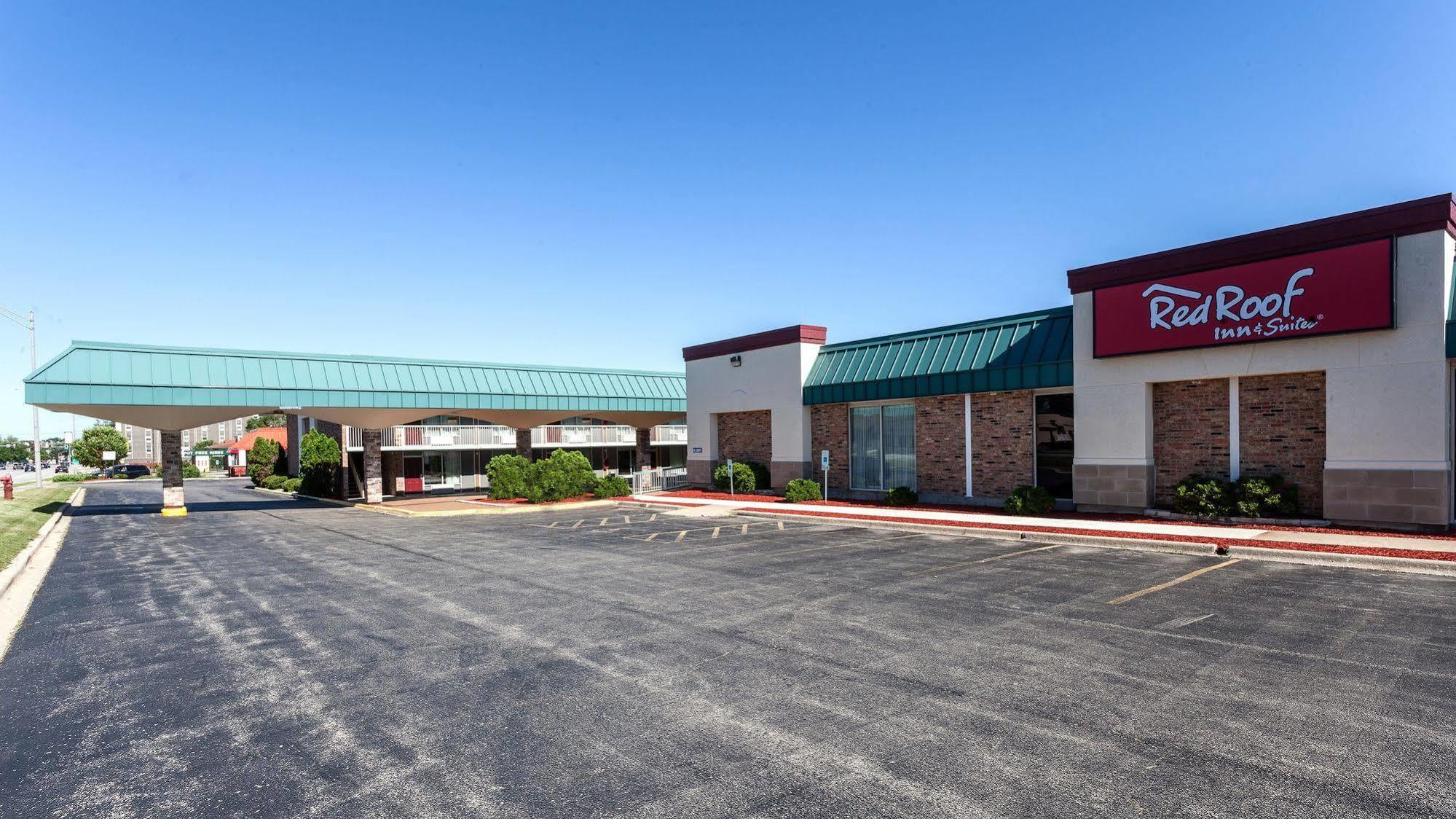 Red Roof Inn & Suites Dekalb DeKalb Exterior foto